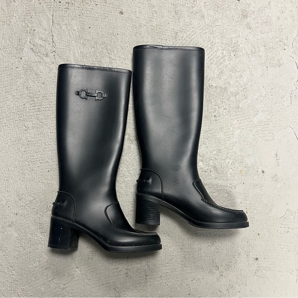 Salvatore Ferragamo Clarissa Boots - Picture 2 of 11